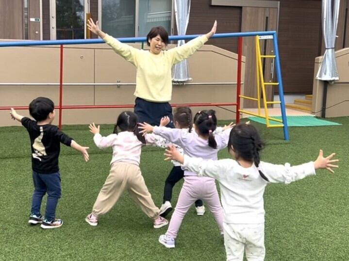 子どもが元気よく遊べる園