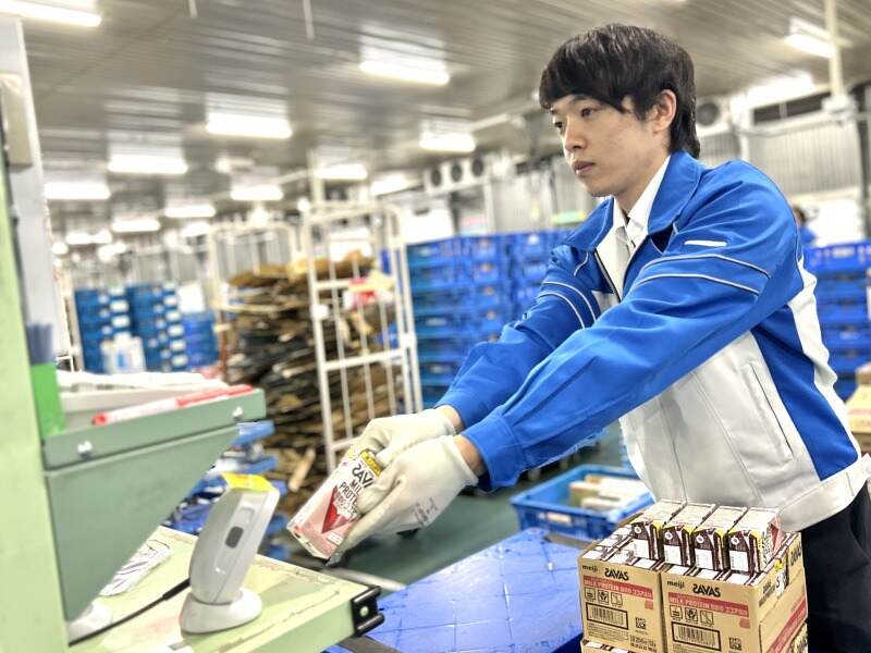 コンビニ商品の仕分け作業です!