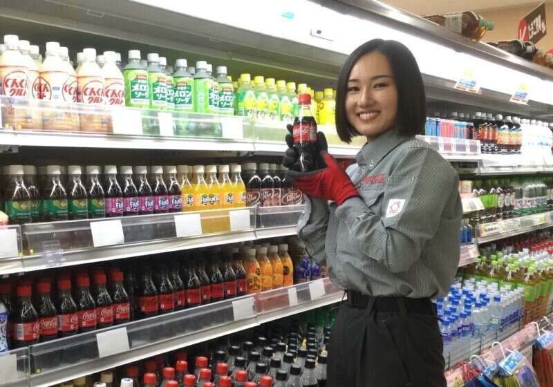 スーパーやドラックストア店内にて作業！