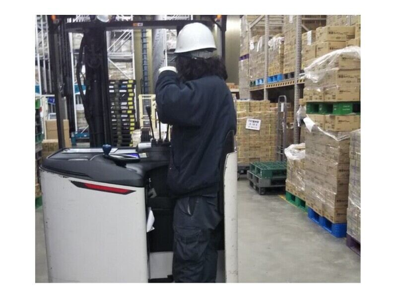 チルド冷蔵倉庫内でのお仕事