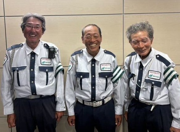 定期飲み会もやってるメンバーです（笑）