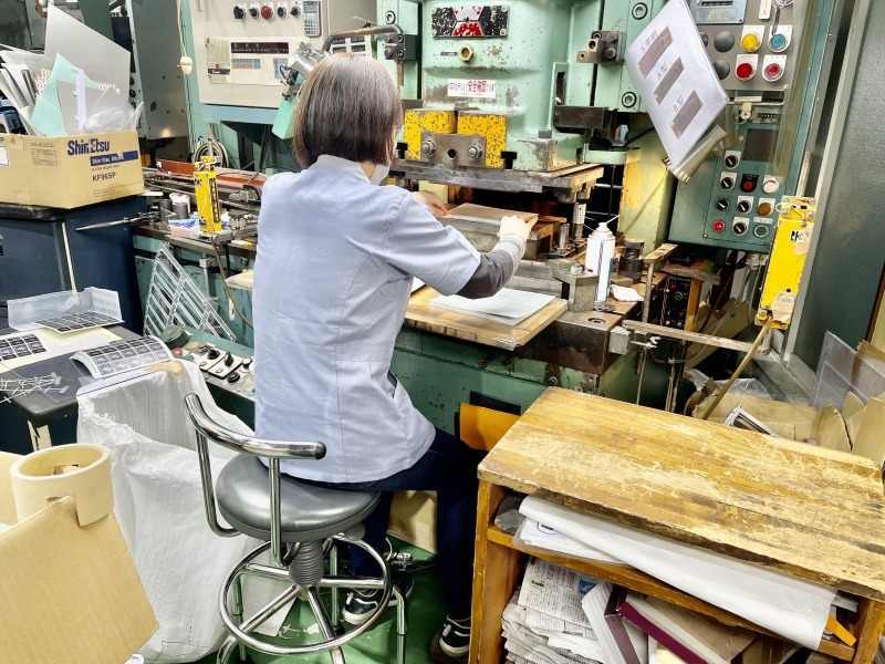 【創立50年目】30〜50代女性活躍中！小さな工場でもくもく作業