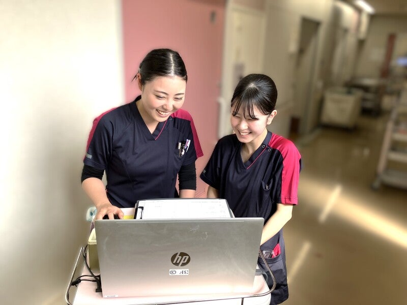 先輩が丁寧に指導、安心して成長できる環境