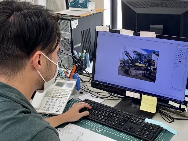 写真撮影した画像をアップ中!