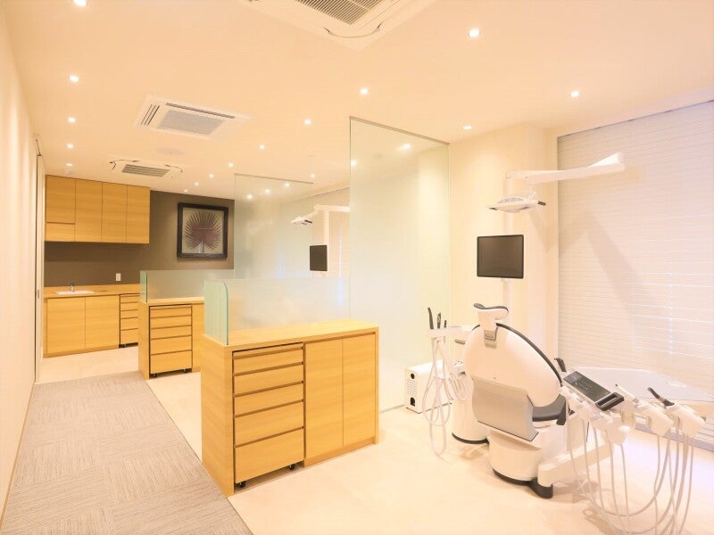 ゆったりとした清潔感のある診療室