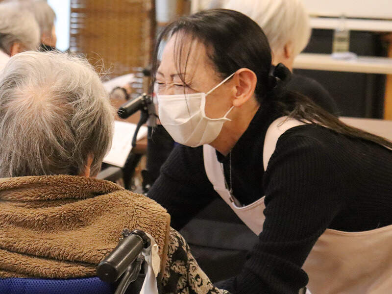 スタッフは20代～70代まで幅広く在籍！