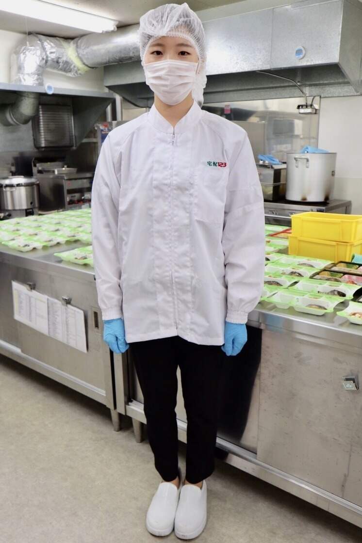 T047
