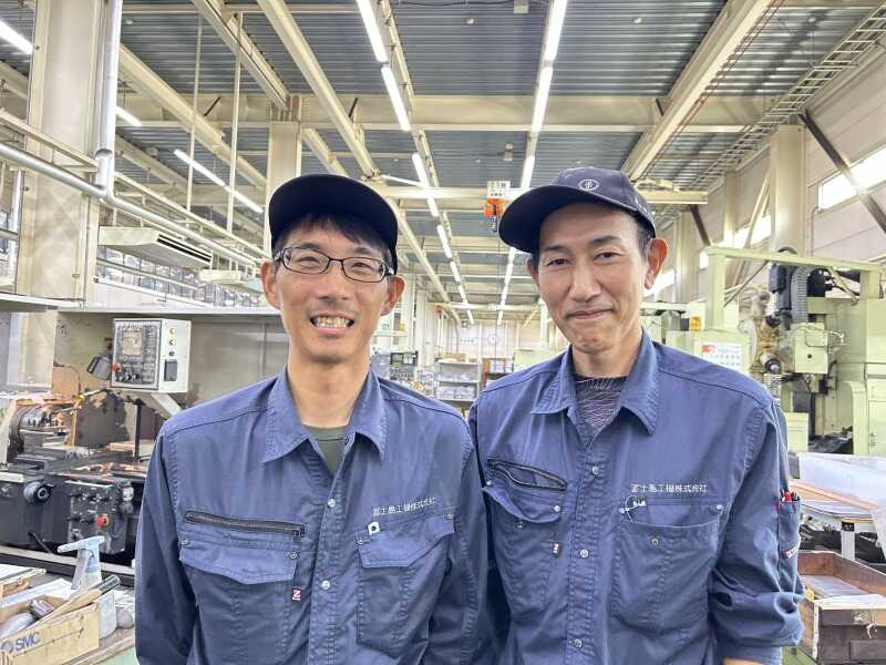 工場内でお写真♪