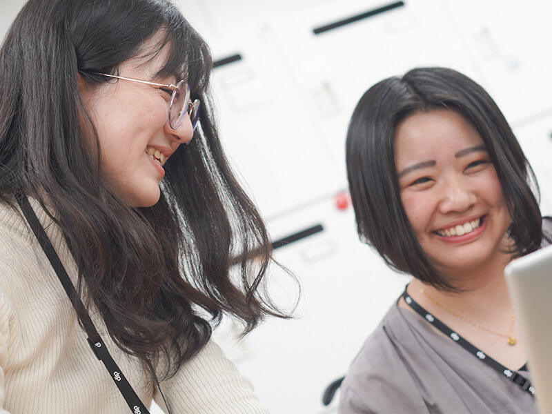 1人でもくもく事務…とは少し違う環境